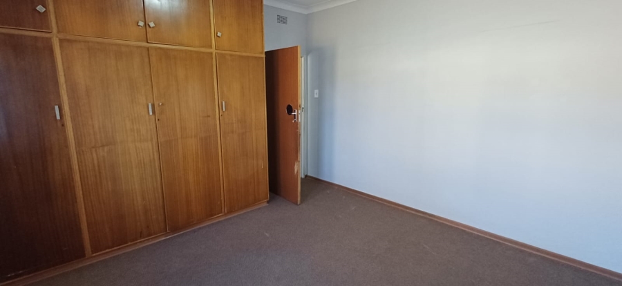 To Let 4 Bedroom Property for Rent in Hospitaalheuwel Free State